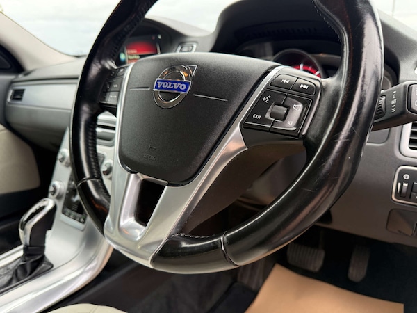Used Volvo V70 2014 for sale - 76197193: Photo 56