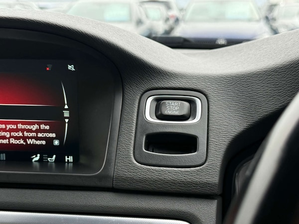 Used Volvo V70 2014 for sale - 76197193: Photo 64