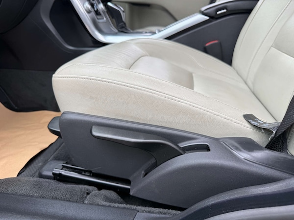 Used Volvo V70 2014 for sale - 76197193: Photo 87