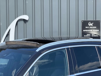 Used Mercedes-Benz GLC 2017 for sale - 74939706: Photo