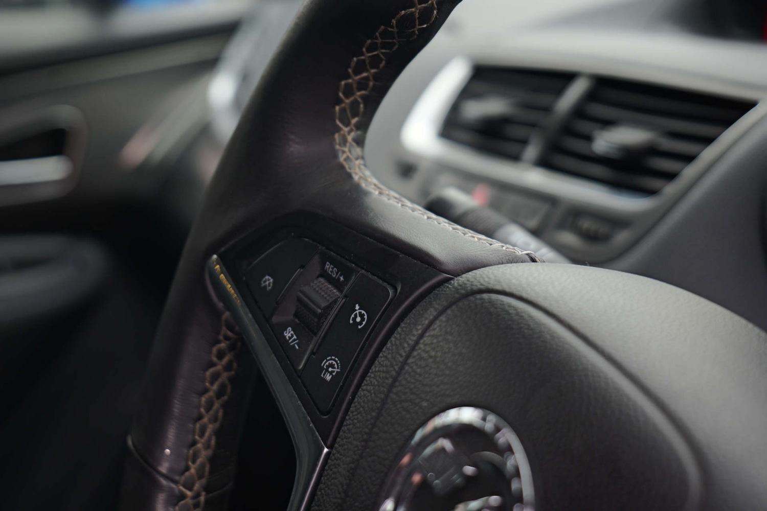 Used Vauxhall Mokka 2014 for sale - 77297288: Photo 39