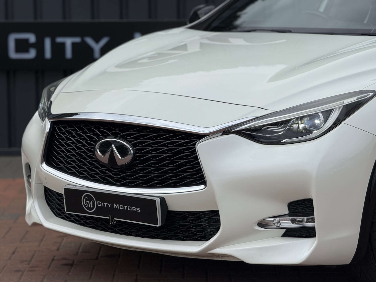 Used Infiniti Q30 2017 for sale - 77137456: Photo 10