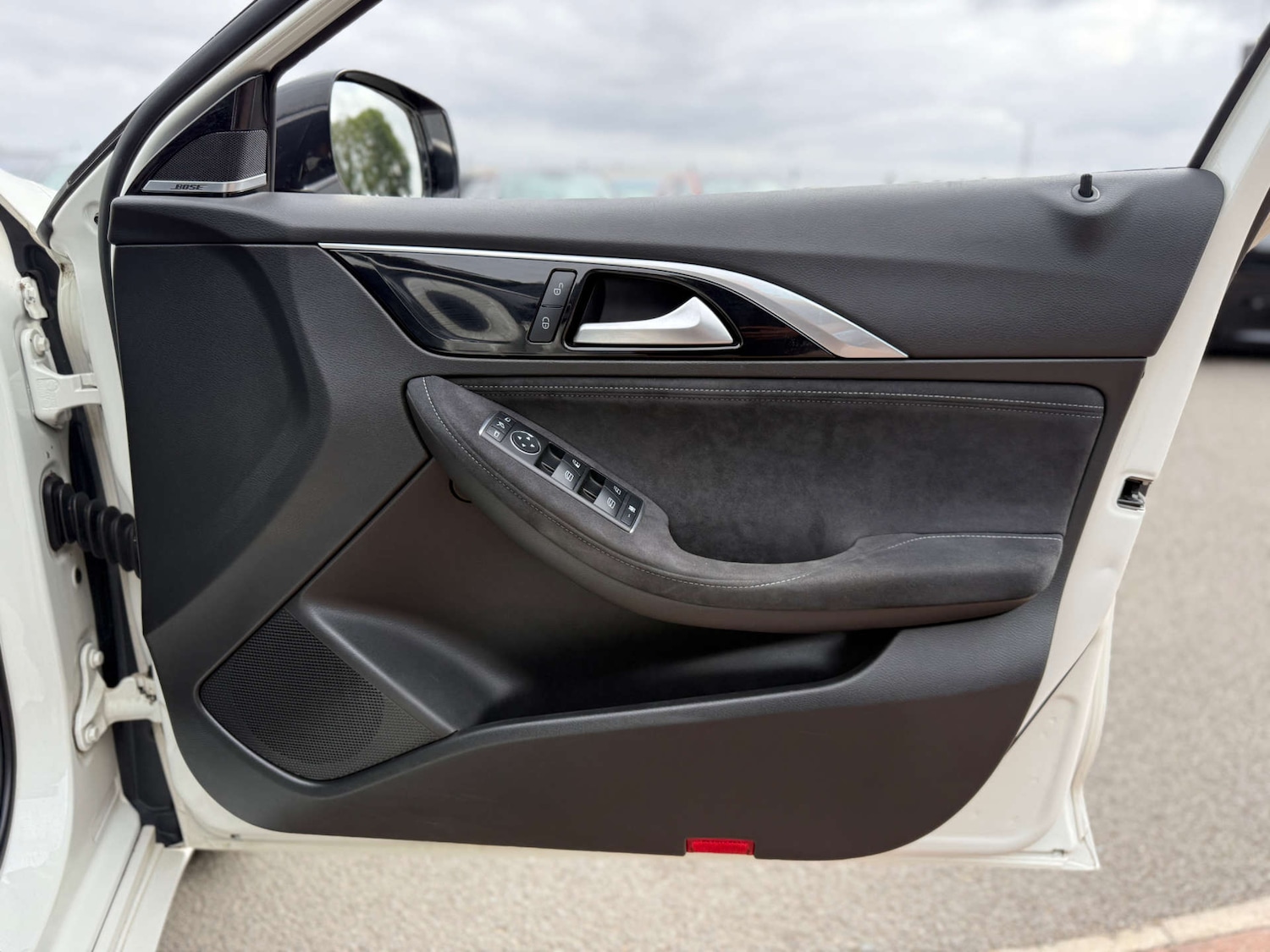 Used Infiniti Q30 2017 for sale - 77137456: Photo 22