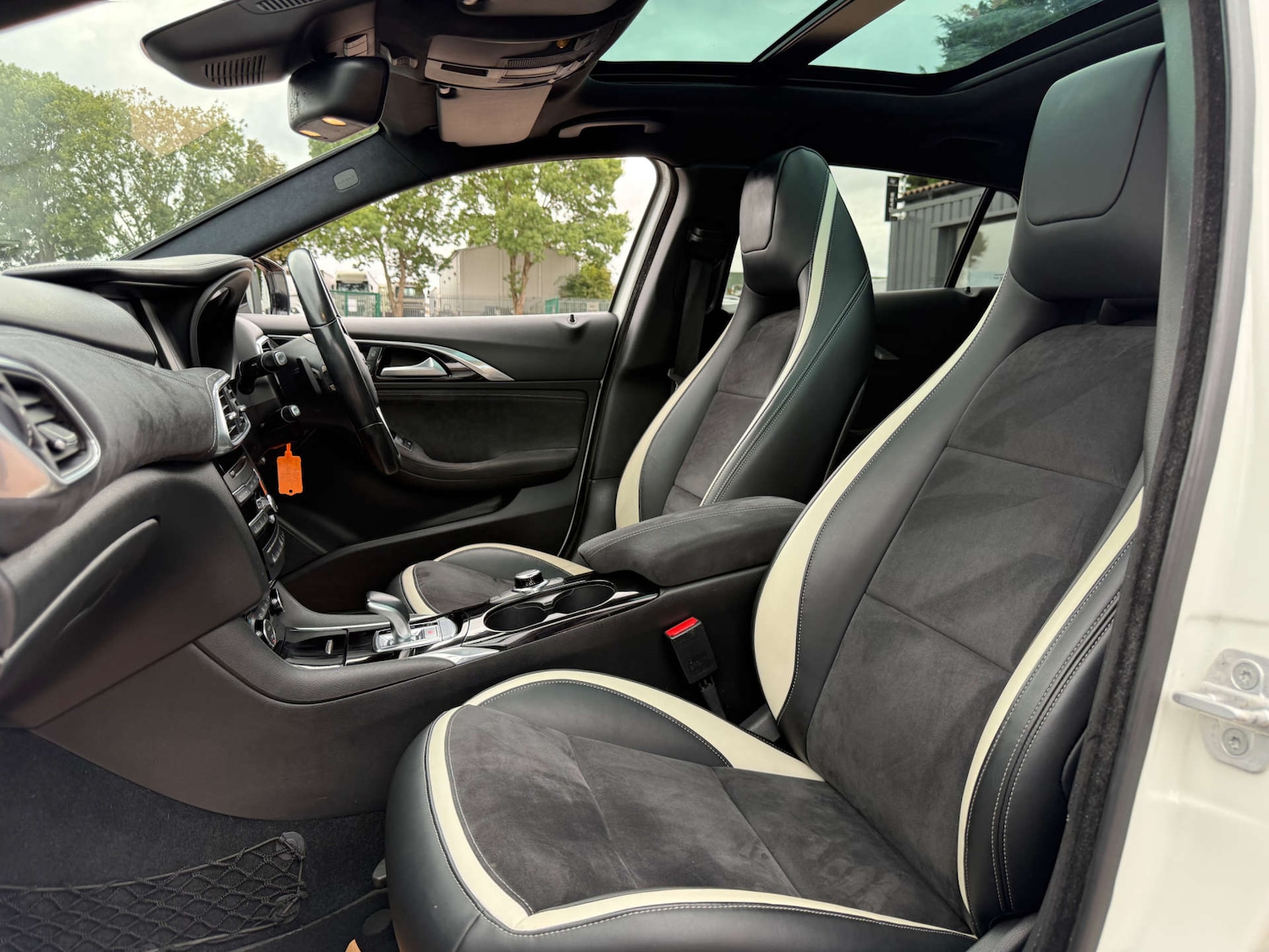 Used Infiniti Q30 2017 for sale - 77137456: Photo 44