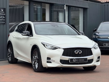 Used Infiniti Q30 2017 for sale - 77137456: Photo
