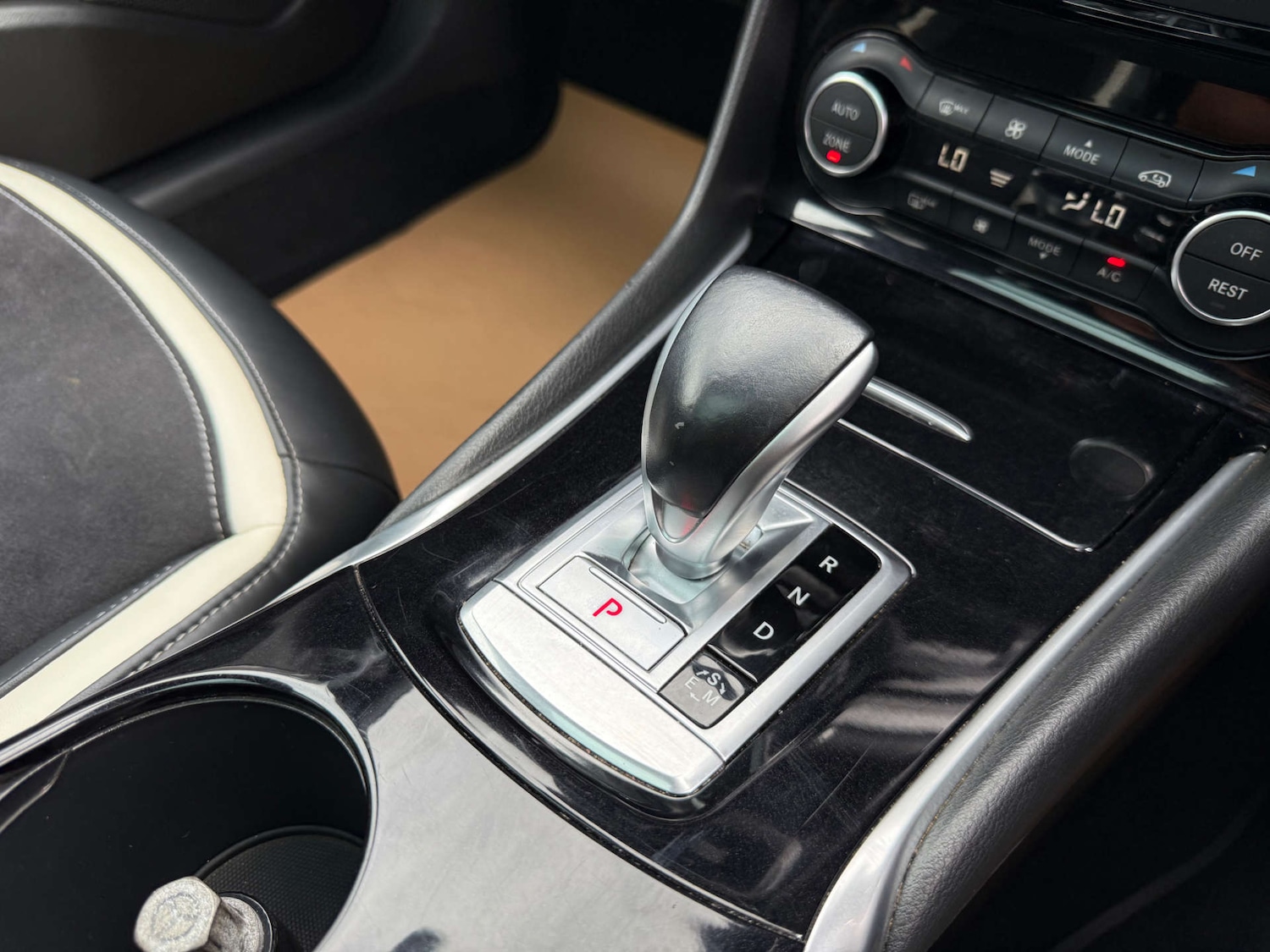 Used Infiniti Q30 2017 for sale - 77137456: Photo 62