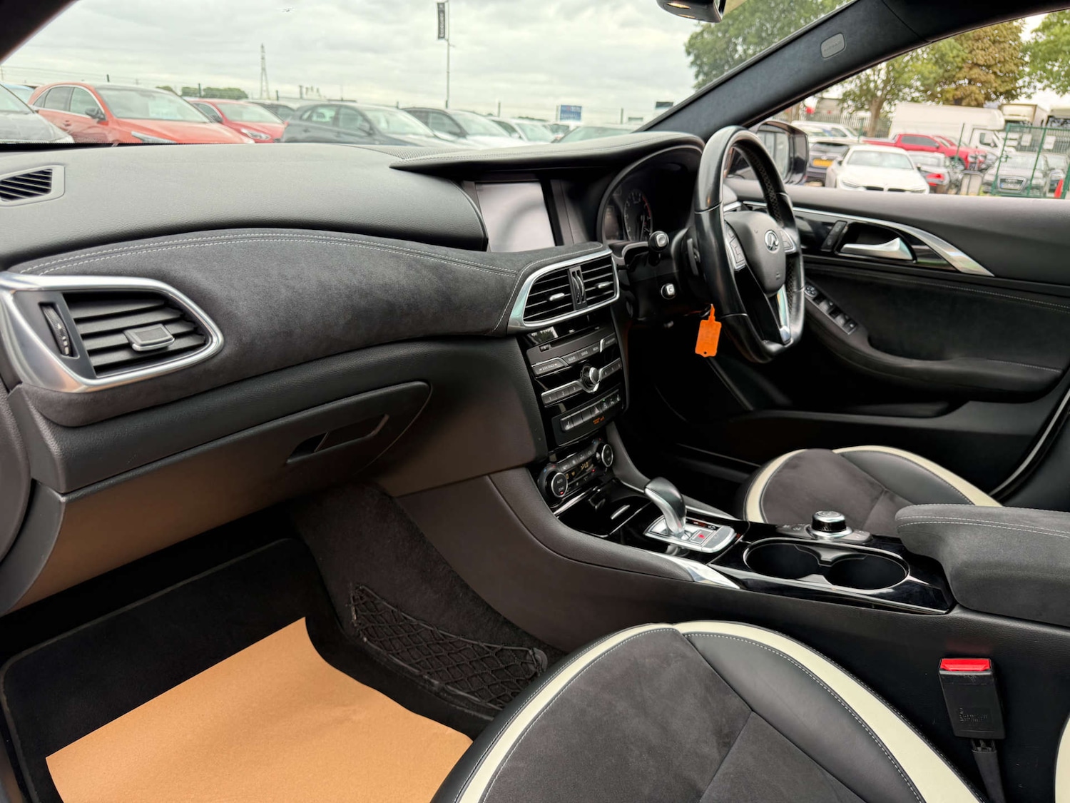 Used Infiniti Q30 2017 for sale - 77137456: Photo 85