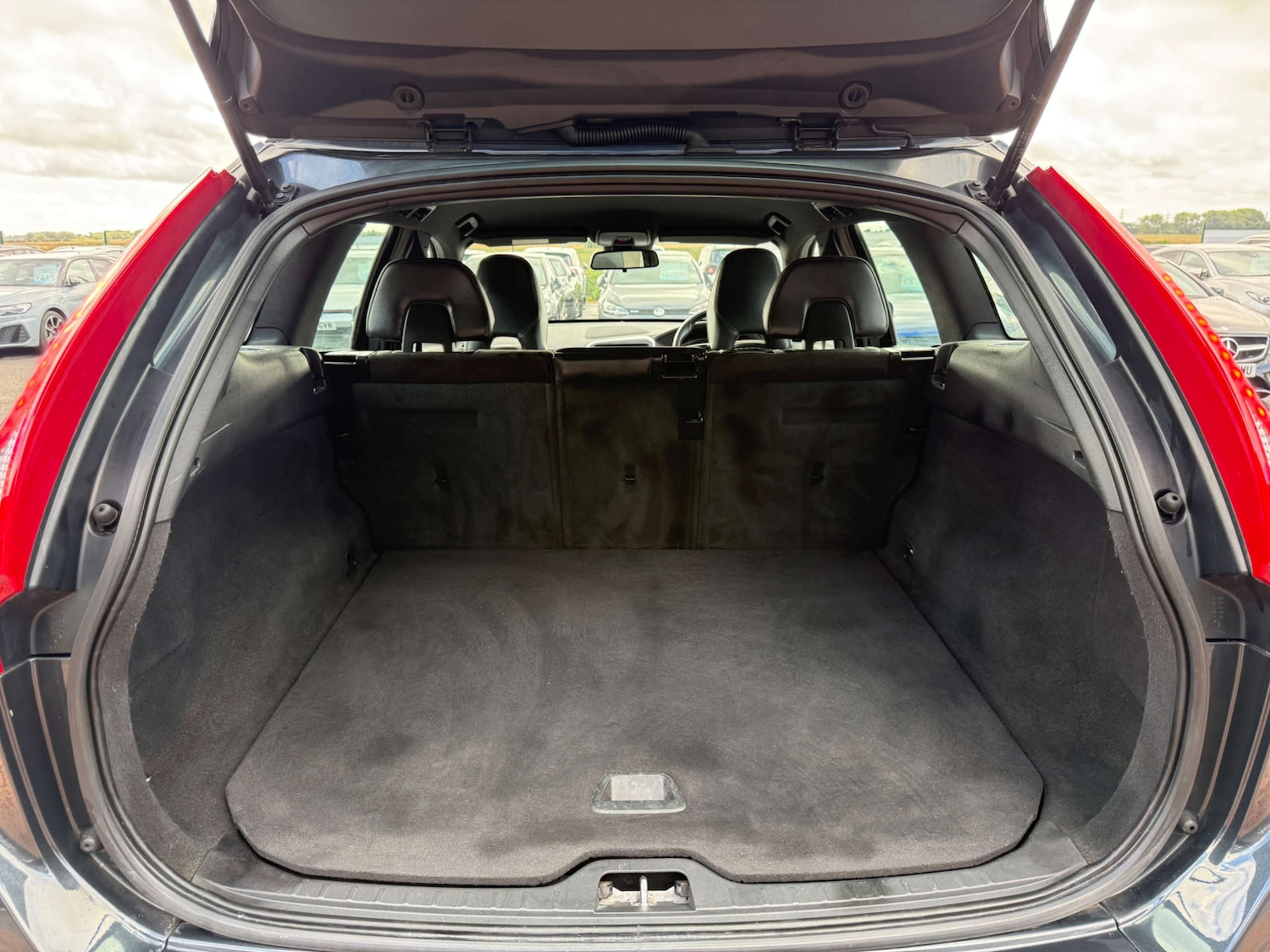 Used Volvo XC60 2015 for sale - 78106677: Photo 19