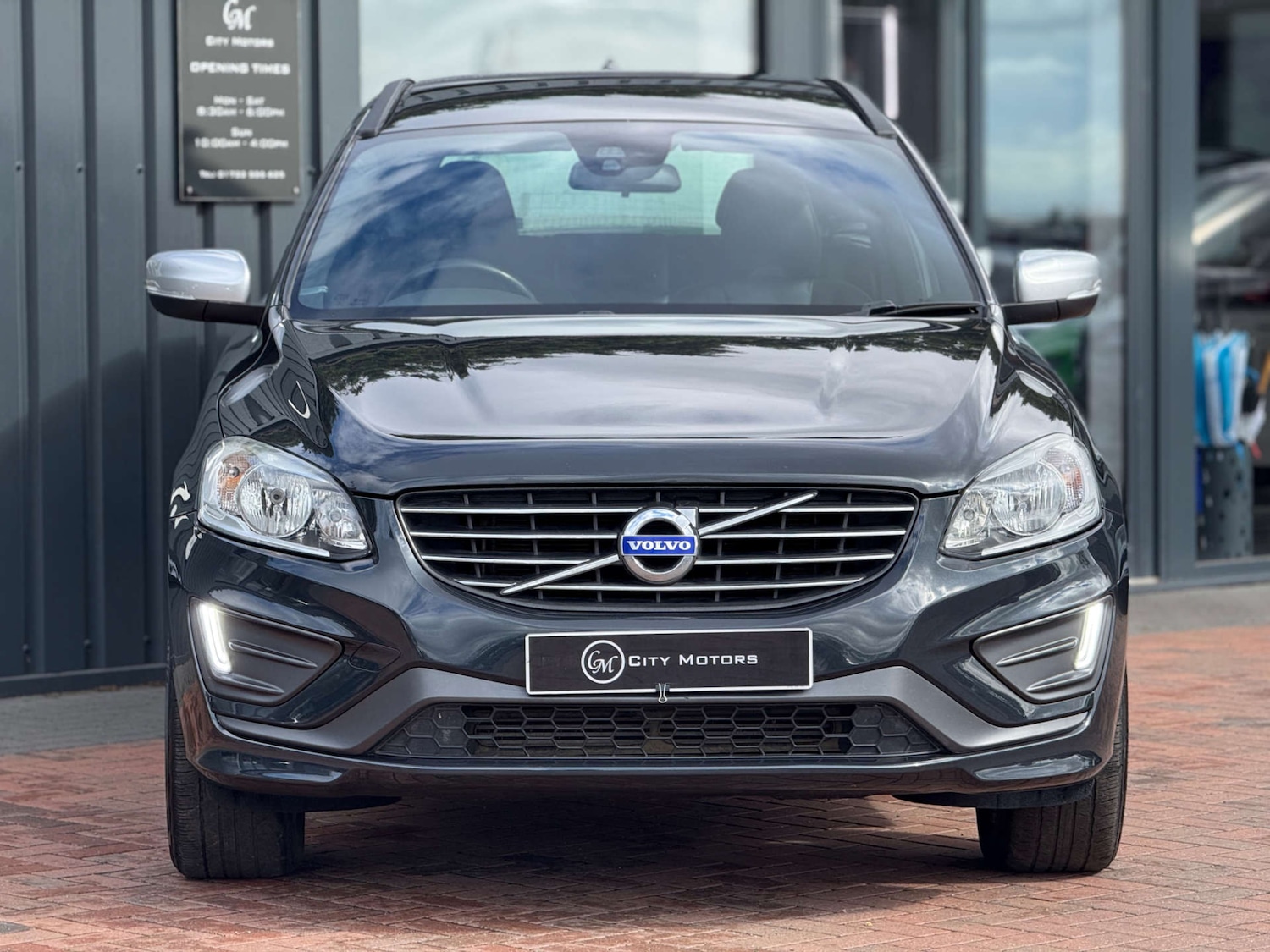Used Volvo XC60 2015 for sale - 78106677: Photo 3