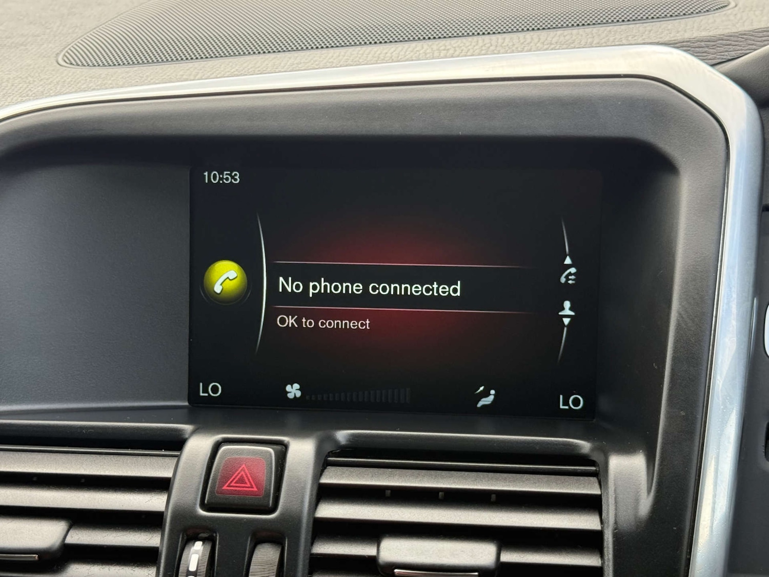 Used Volvo XC60 2015 for sale - 78106677: Photo 32