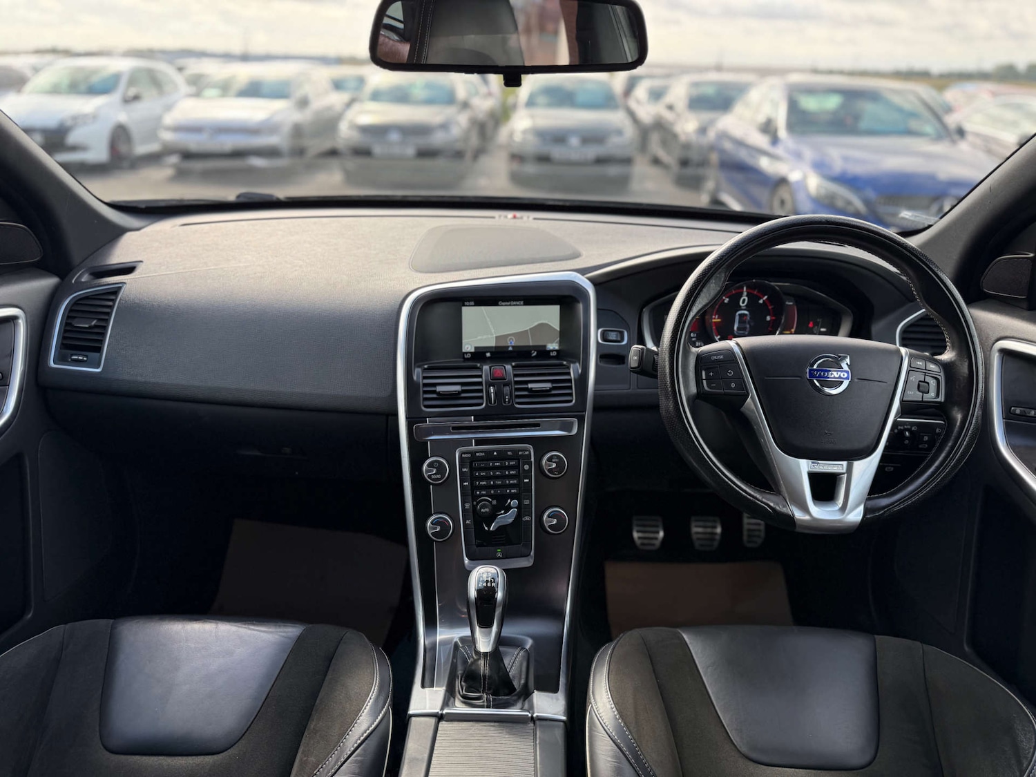 Used Volvo XC60 2015 for sale - 78106677: Photo 37