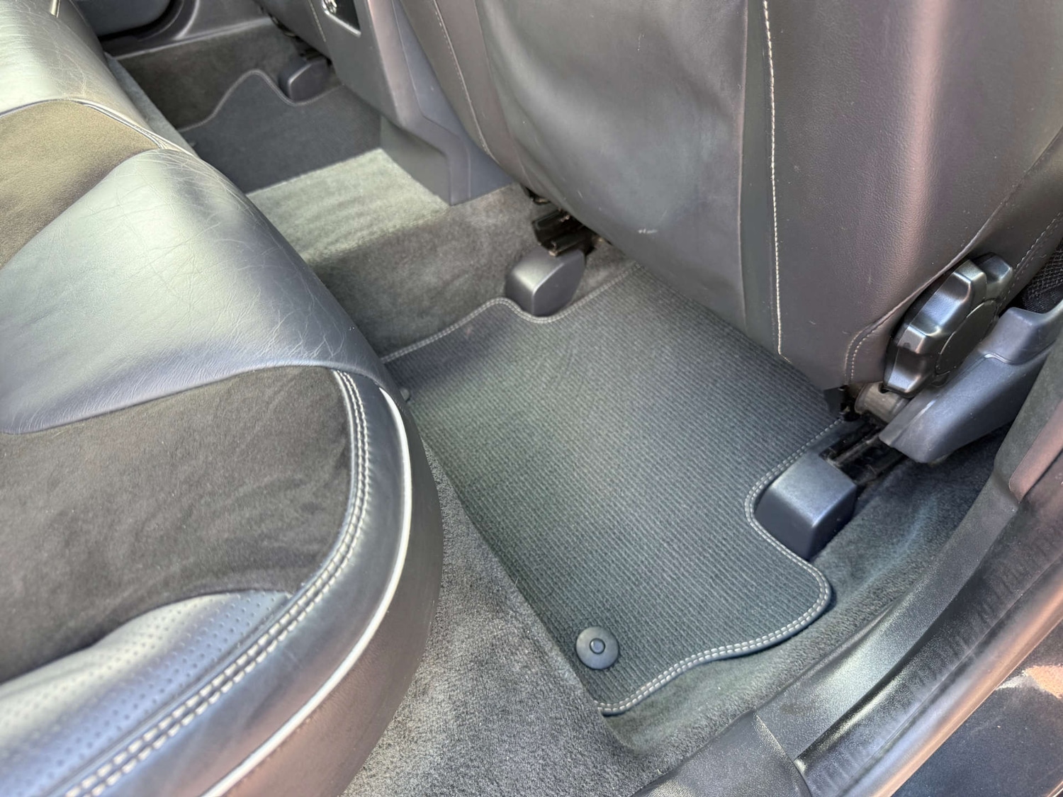 Used Volvo XC60 2015 for sale - 78106677: Photo 39