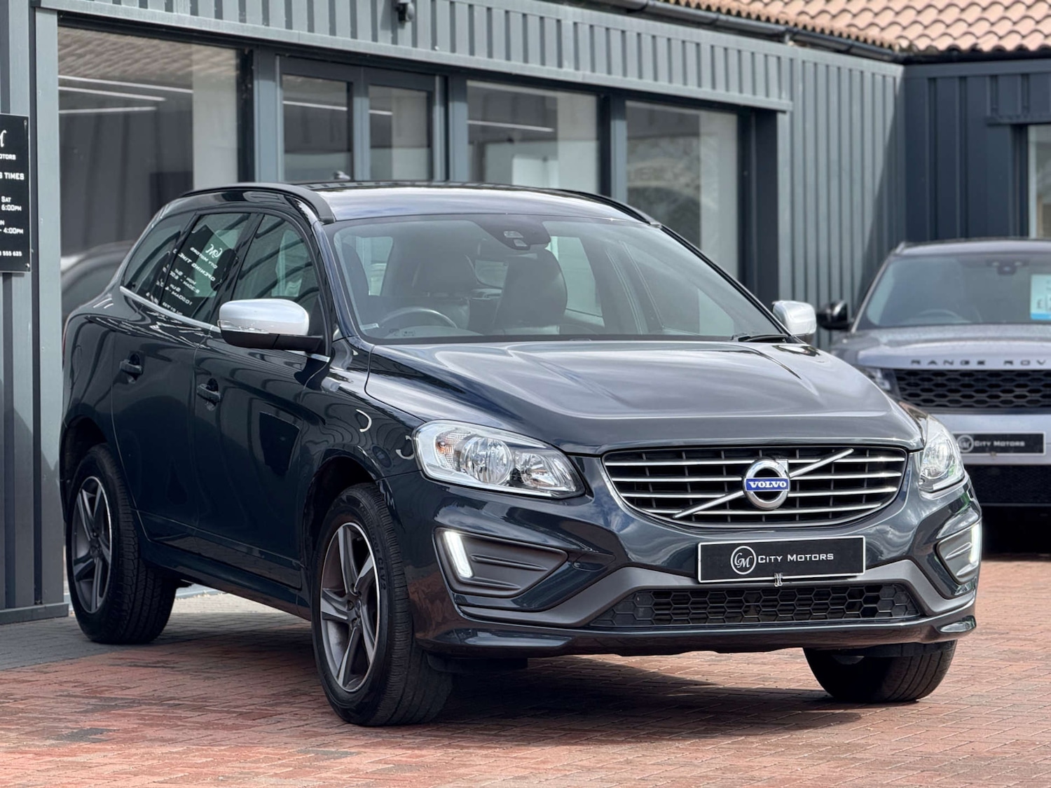 Used Volvo XC60 2015 for sale - 78106677: Photo 4