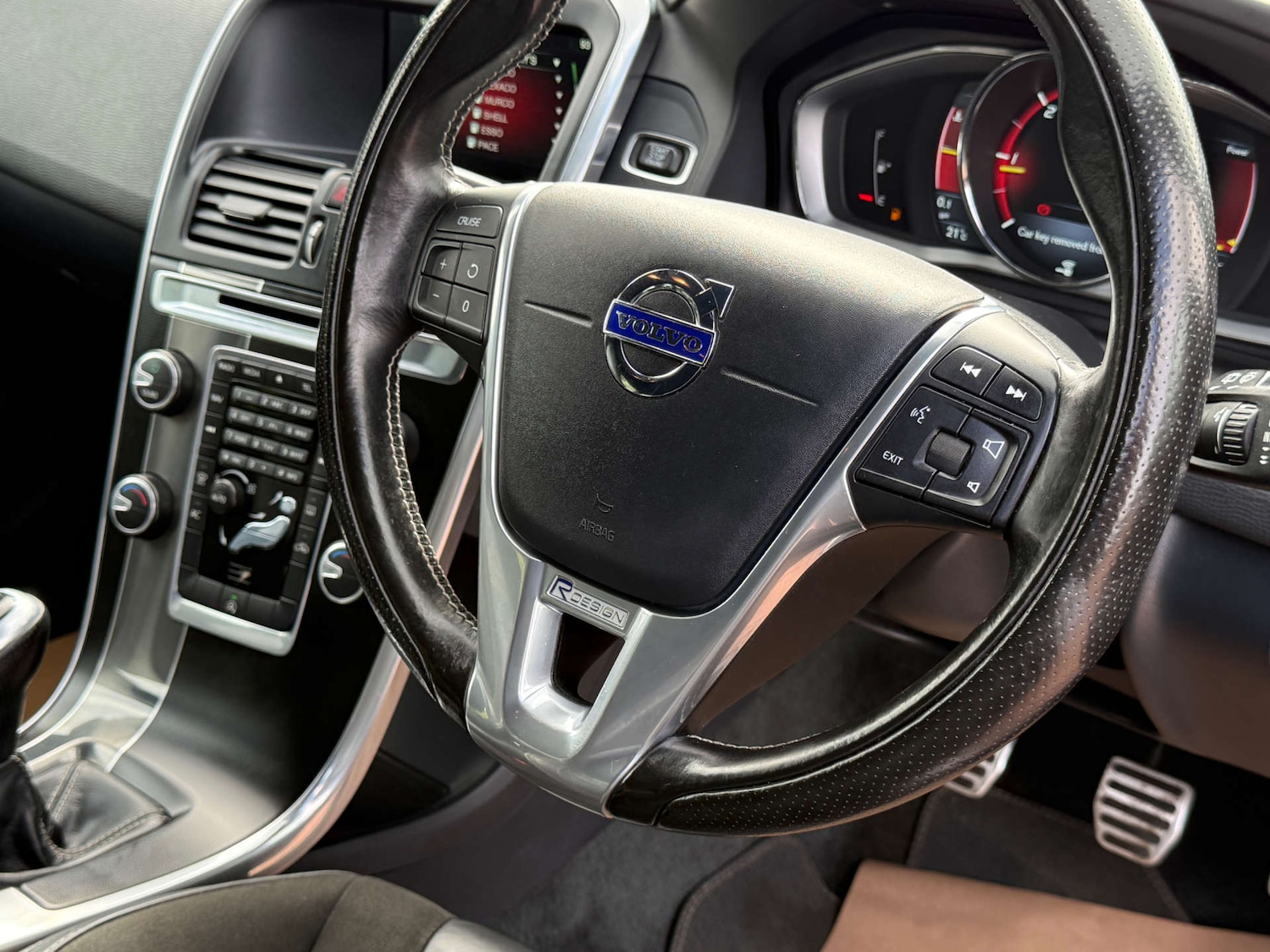 Used Volvo XC60 2015 for sale - 78106677: Photo 55