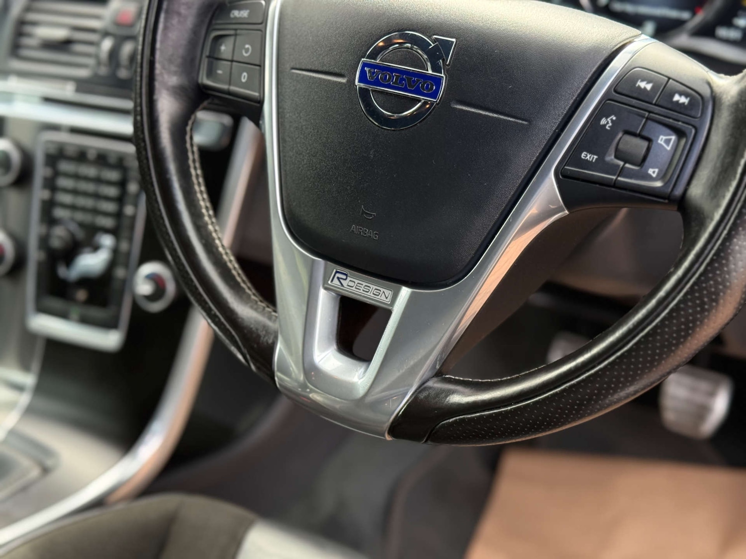 Used Volvo XC60 2015 for sale - 78106677: Photo 57