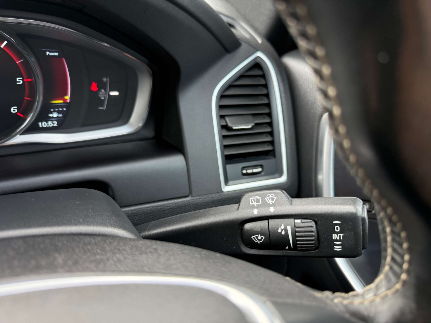 Used Volvo XC60 2015 for sale - 78106677: Photo 61