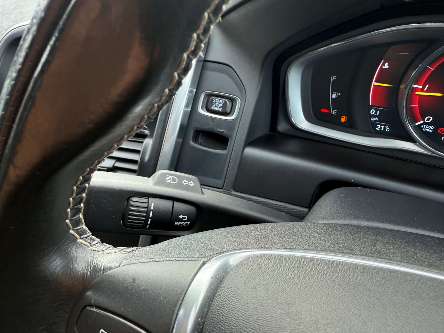 Used Volvo XC60 2015 for sale - 78106677: Photo 63