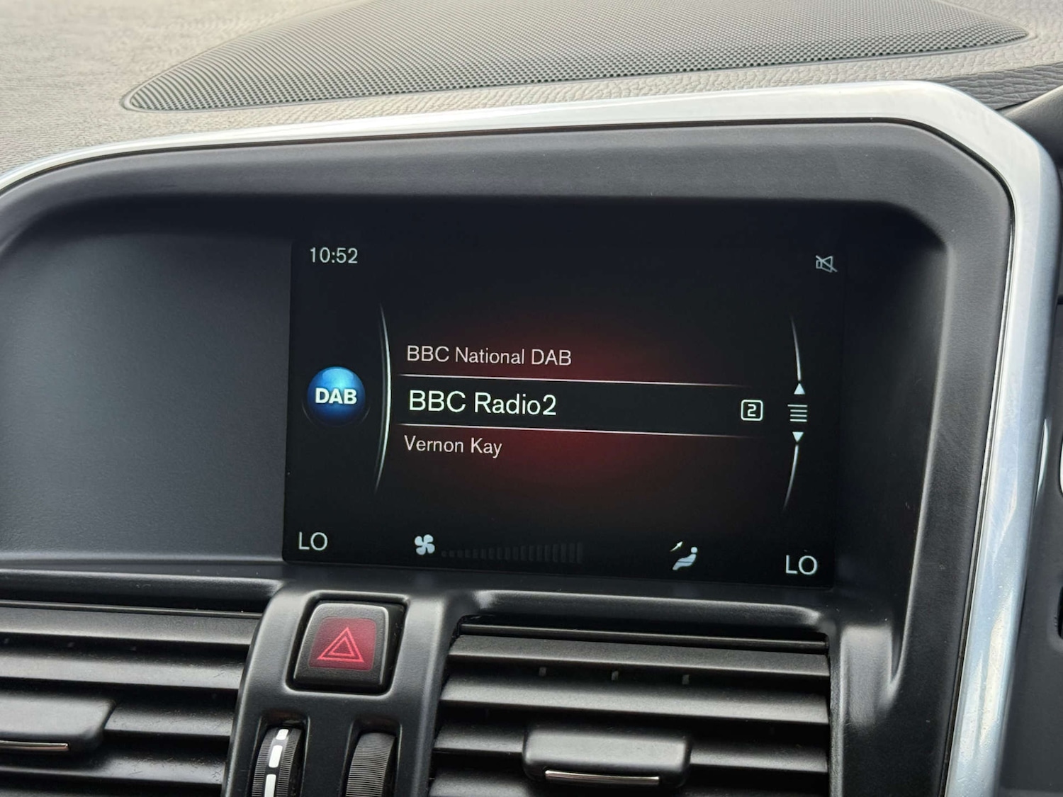 Used Volvo XC60 2015 for sale - 78106677: Photo 66