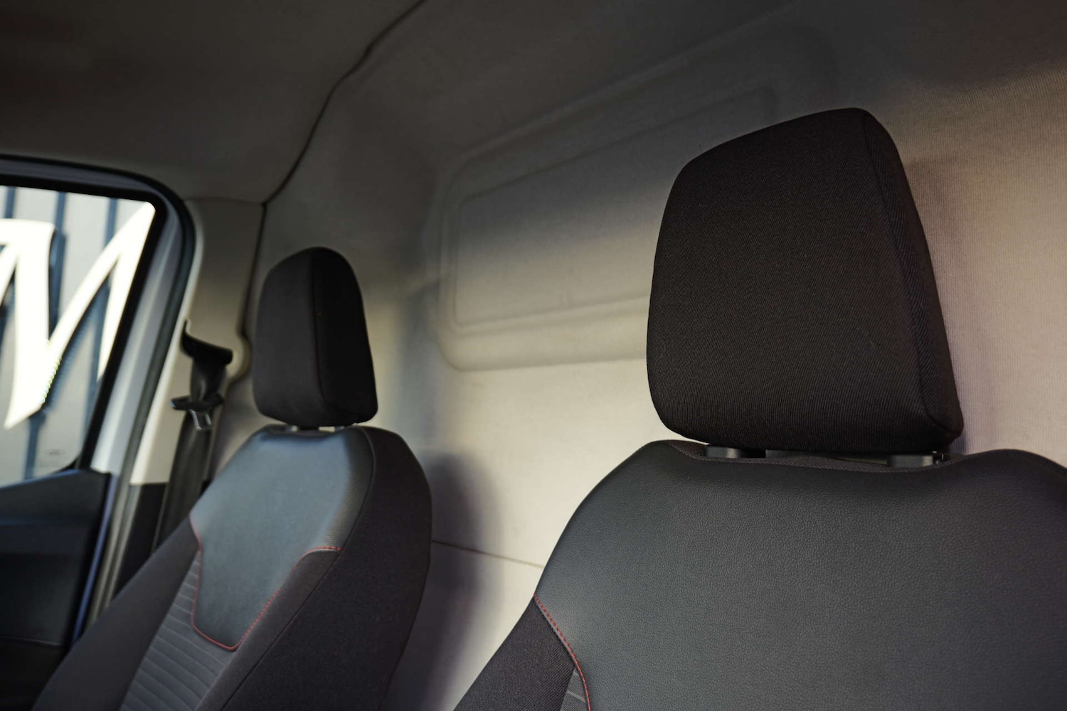 Used Ford Transit Courier 2020 for sale - 76565670: Photo 21