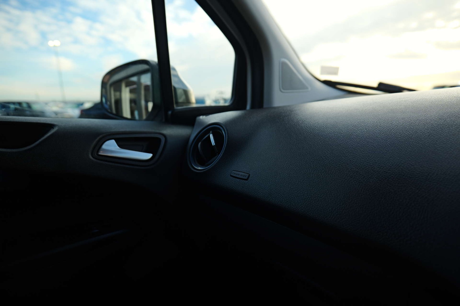 Used Ford Transit Courier 2020 for sale - 76565670: Photo 41