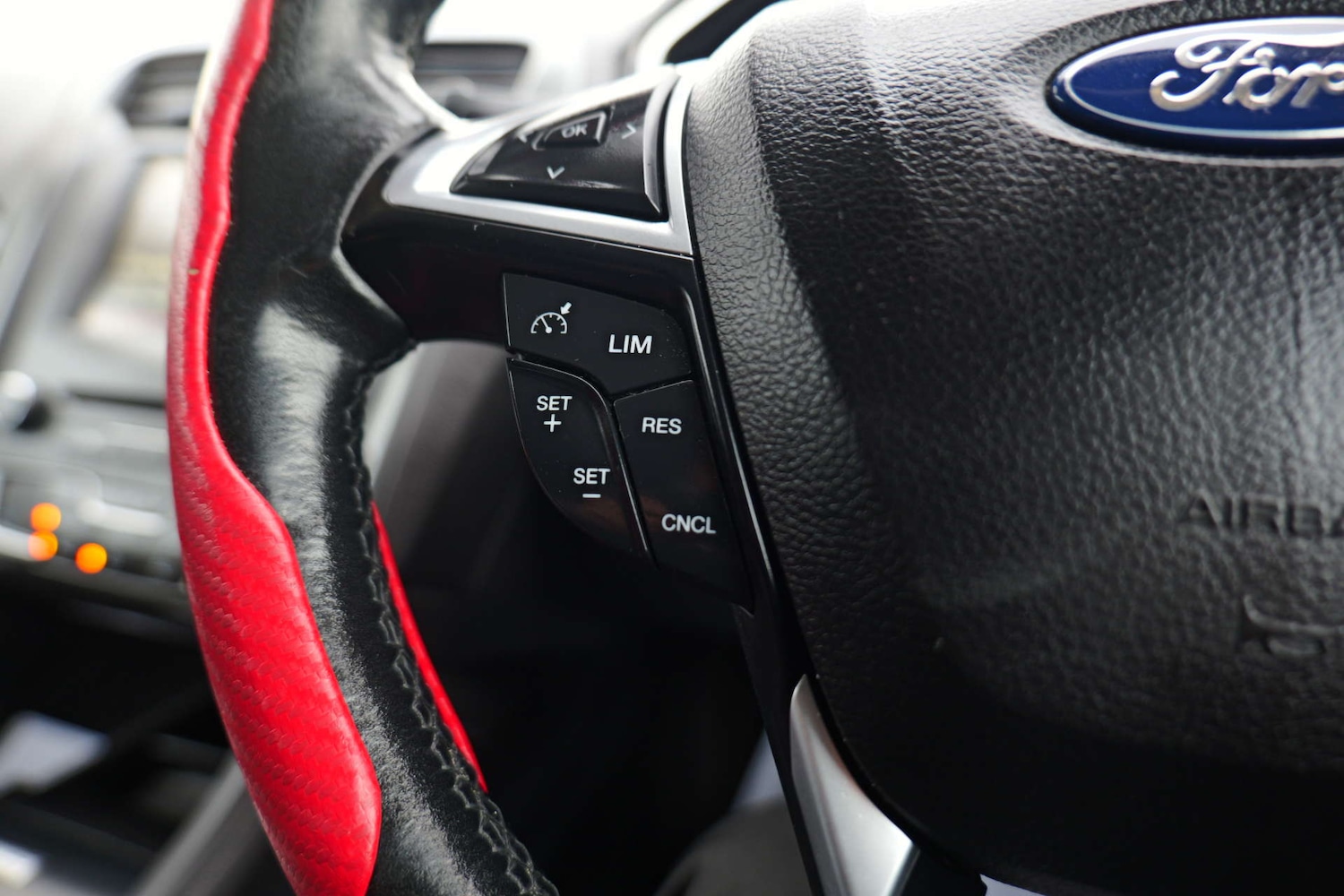 Used Ford Mondeo 2016 for sale - 76969208: Photo 24