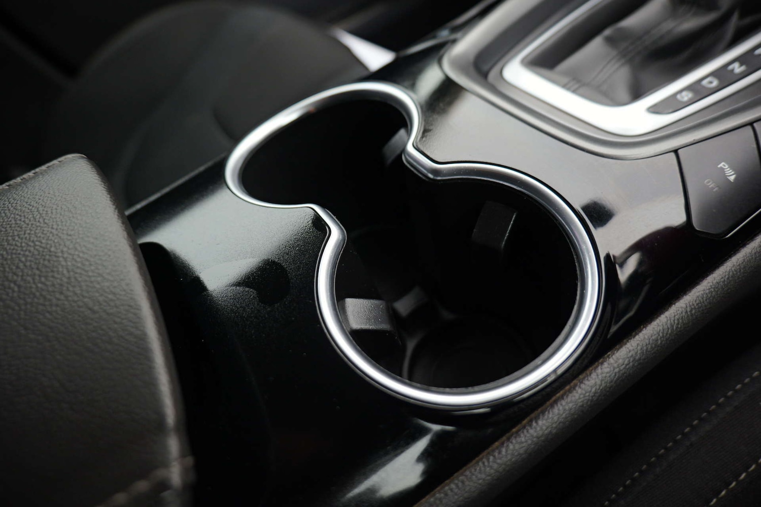 Used Ford Mondeo 2016 for sale - 76969208: Photo 28