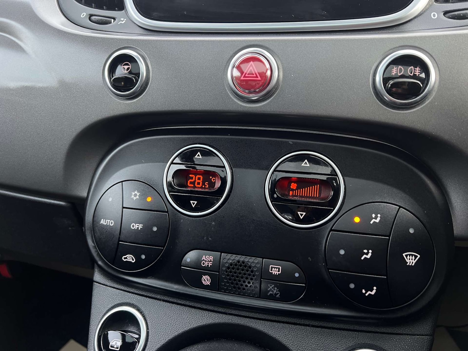 Used Fiat 500 2021 for sale - 77535119: Photo 28