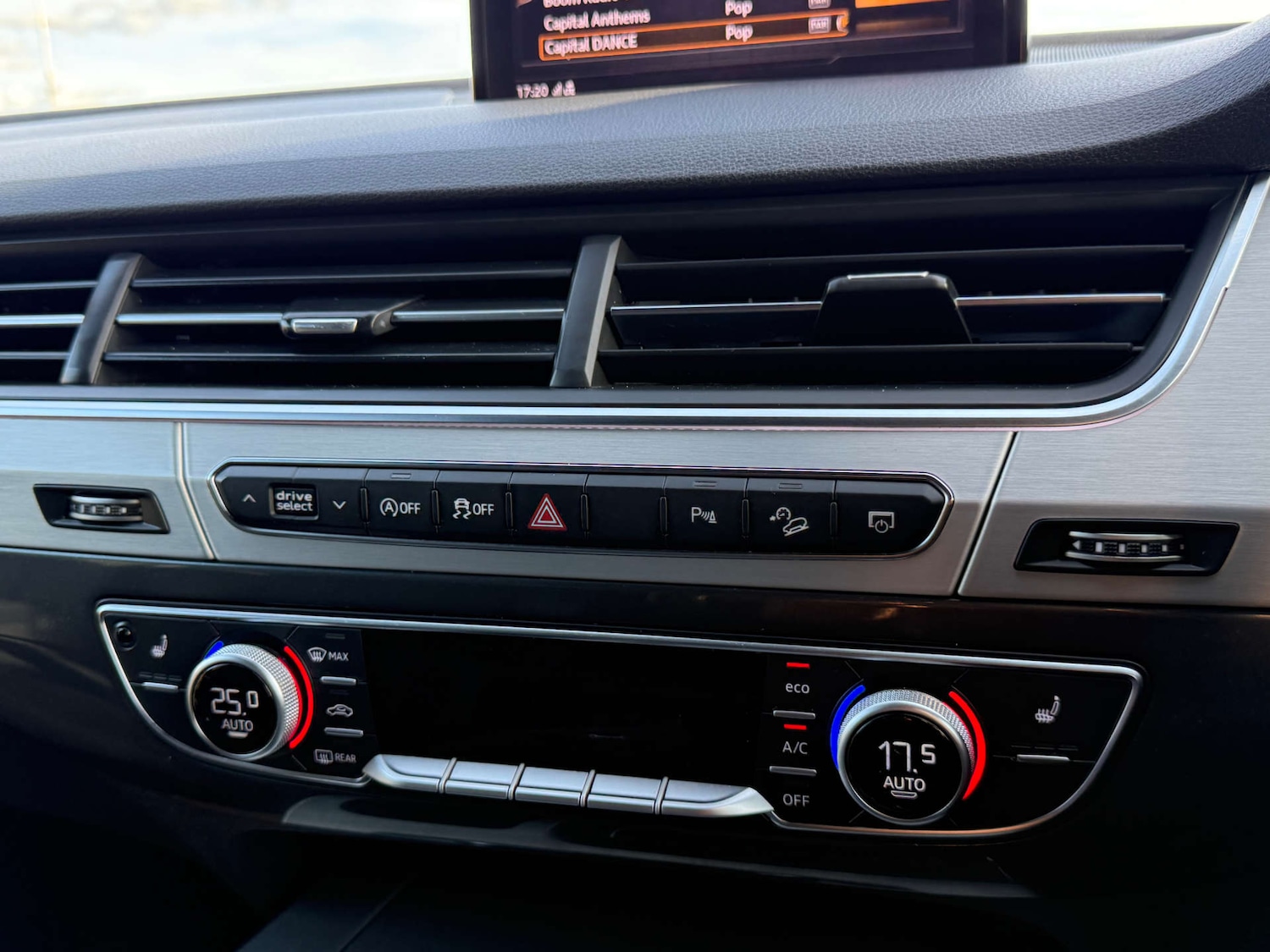 Used Audi Q7 2018 for sale - 75872804: Photo 37