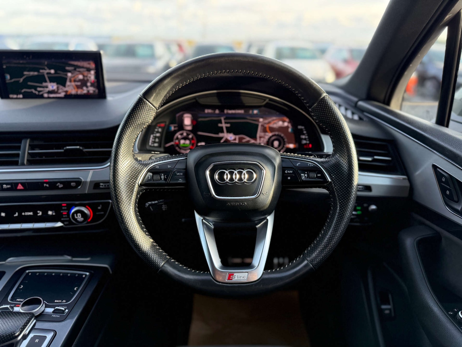 Used Audi Q7 2018 for sale - 75872804: Photo 44