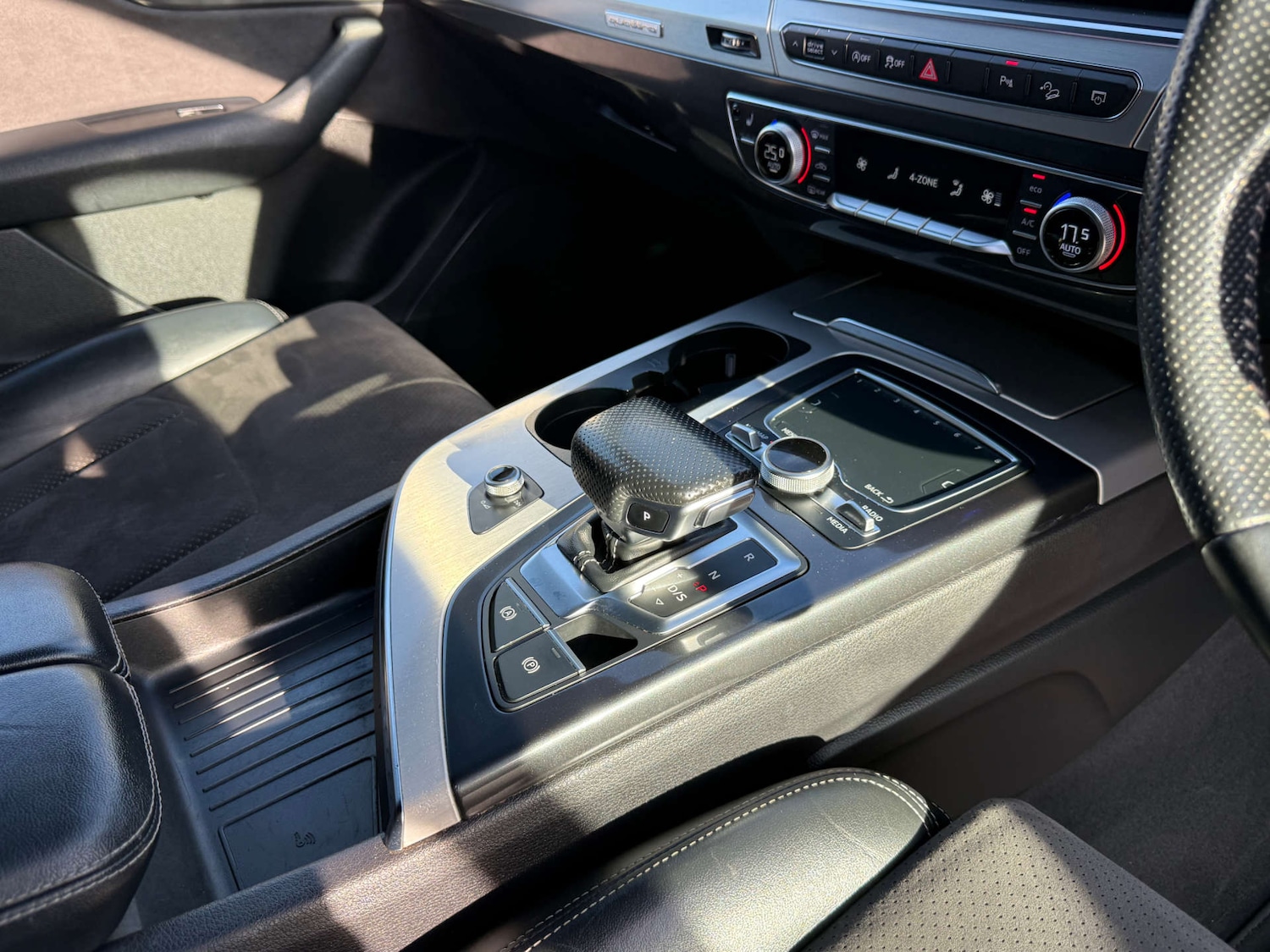 Used Audi Q7 2018 for sale - 75872804: Photo 78