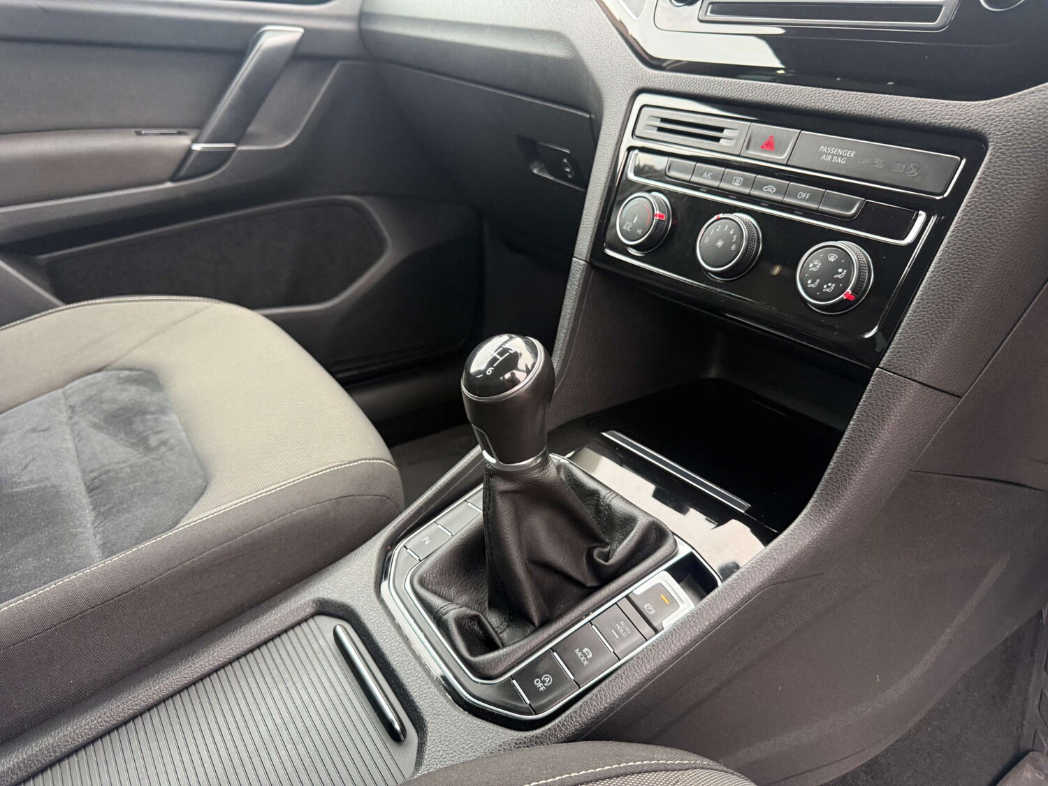 Used Volkswagen Golf SV 2015 for sale - 76845373: Photo 23