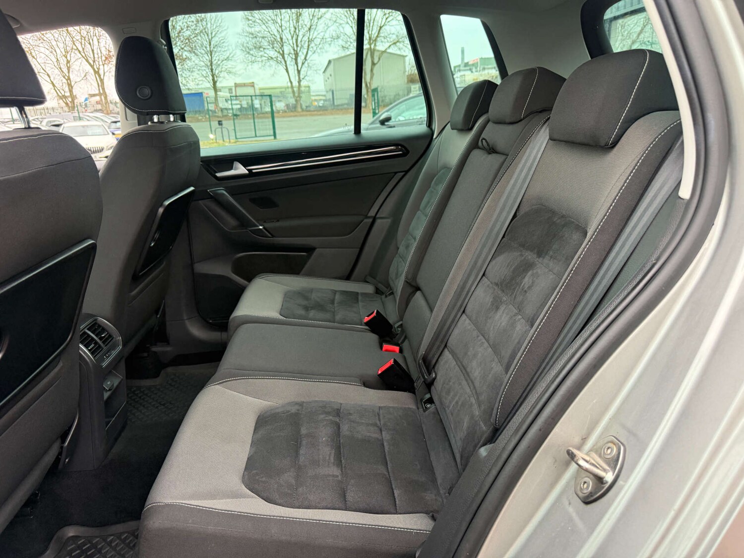 Used Volkswagen Golf SV 2015 for sale - 76845373: Photo 42