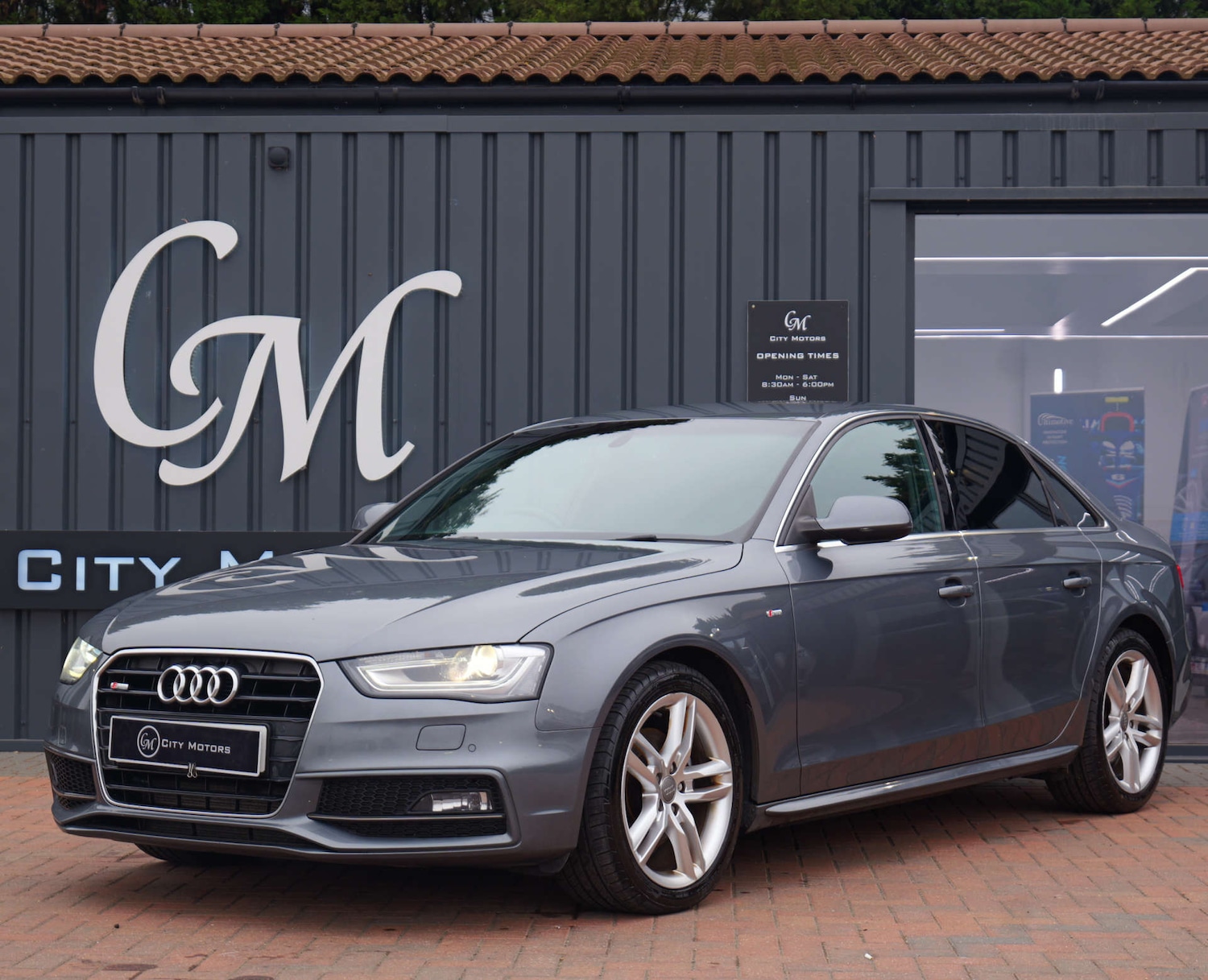 Used Audi A4 2014 for sale - 76402700: Photo 1