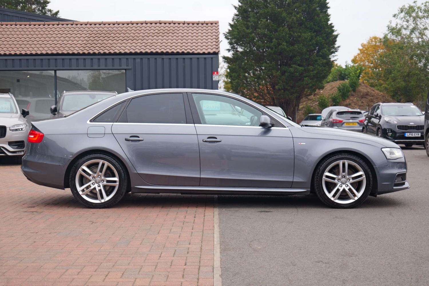 Used Audi A4 2014 for sale - 76402700: Photo 18