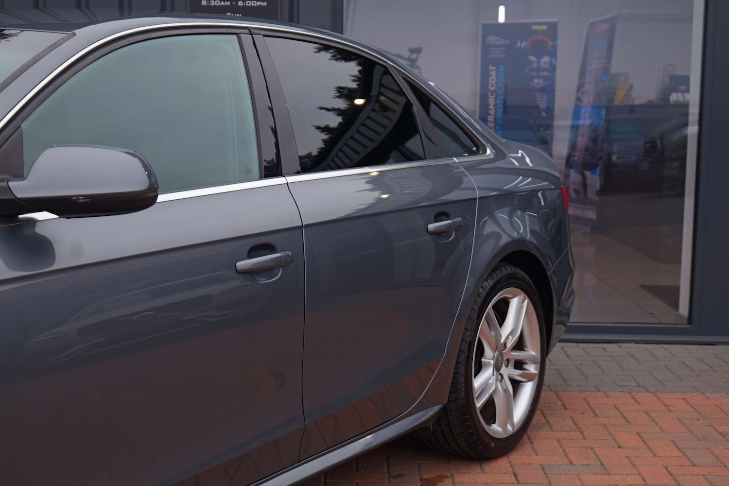 Used Audi A4 2014 for sale - 76402700: Photo 3