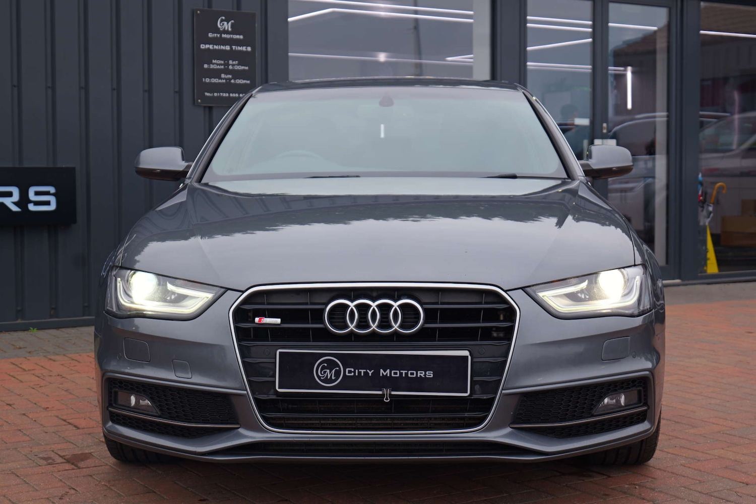 Used Audi A4 2014 for sale - 76402700: Photo 4