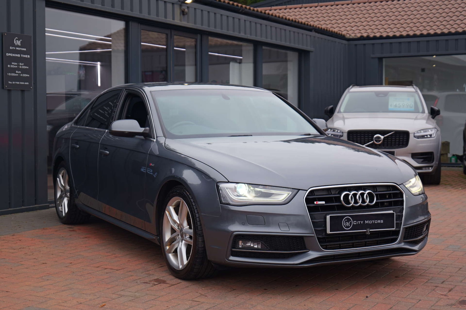 Used Audi A4 2014 for sale - 76402700: Photo 5