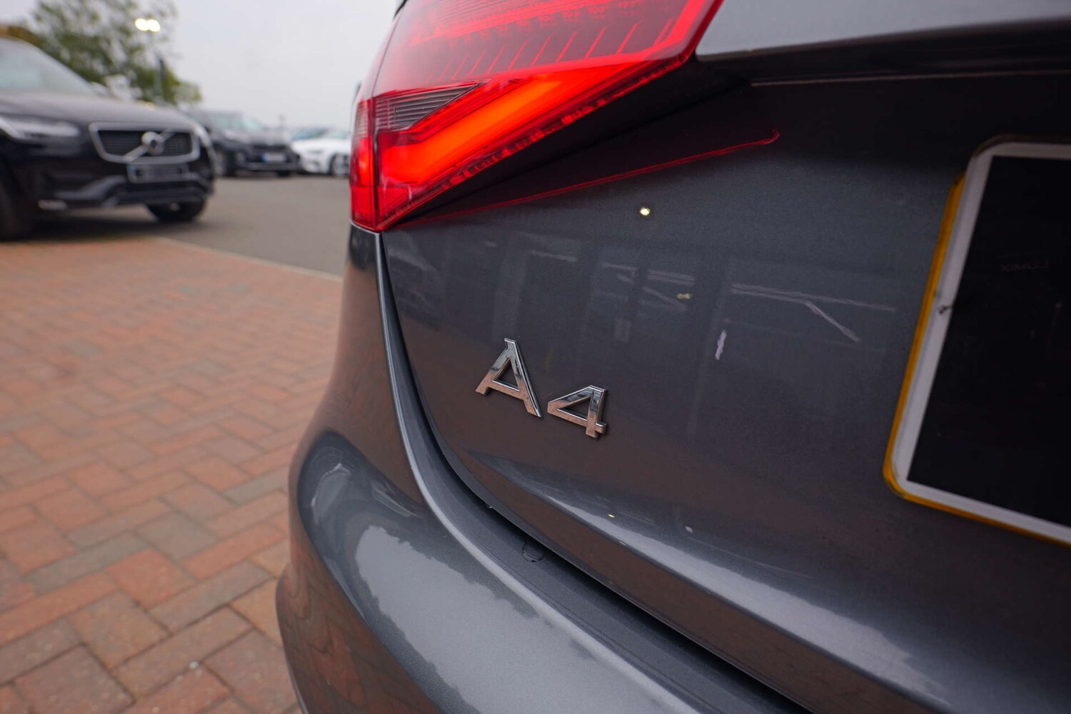 Used Audi A4 2014 for sale - 76402700: Photo 51