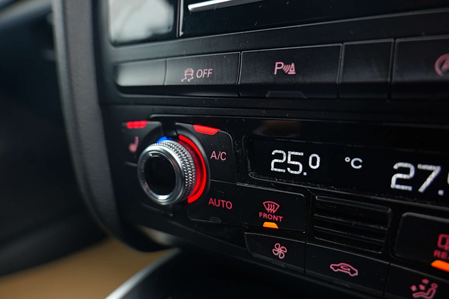 Used Audi A4 2014 for sale - 76402700: Photo 62