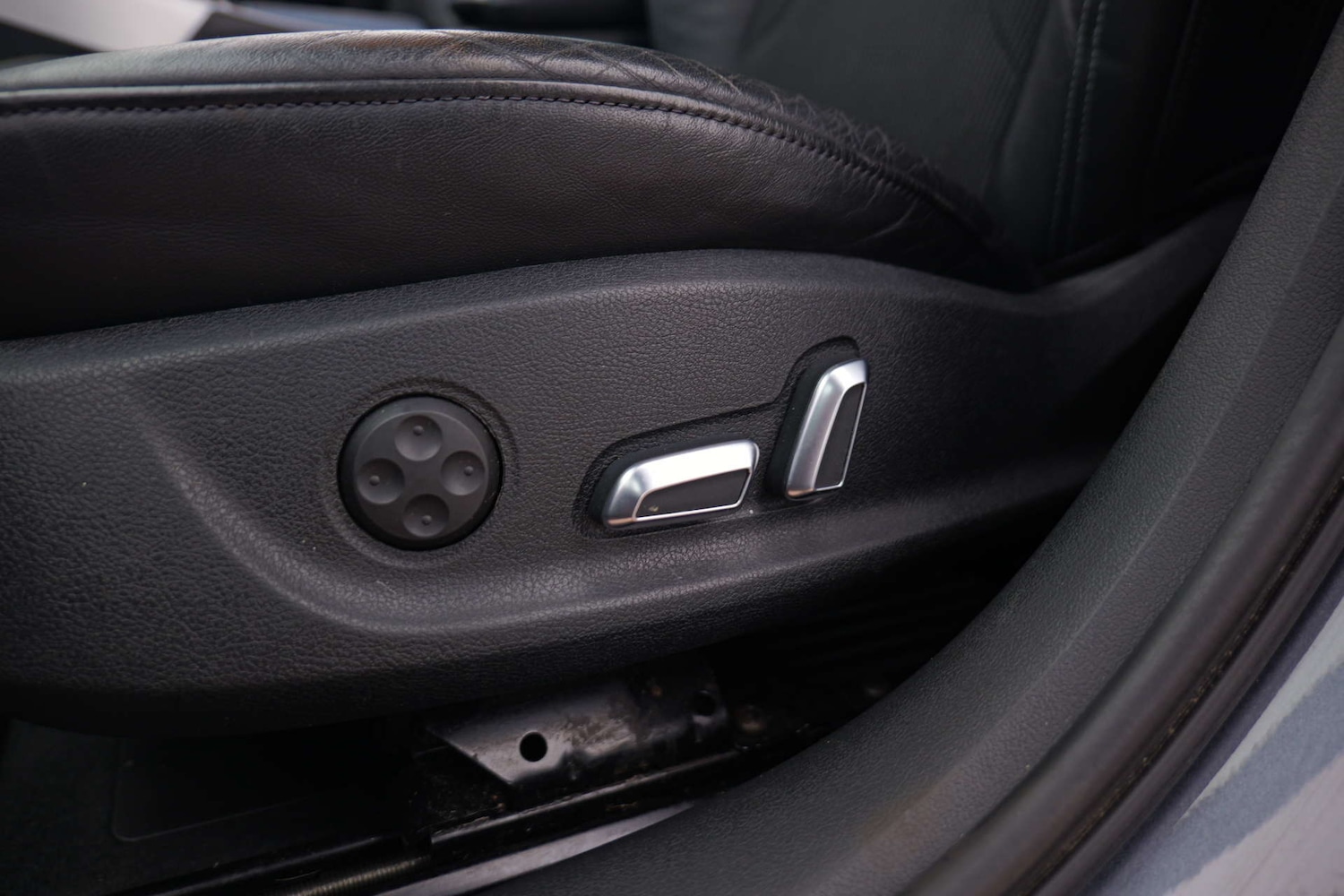 Used Audi A4 2014 for sale - 76402700: Photo 95