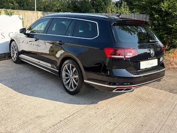 Used Volkswagen Passat 2023 for sale - 79532679: Photo