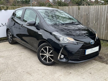 Used Toyota Yaris 2018 for sale - 77631474: Photo
