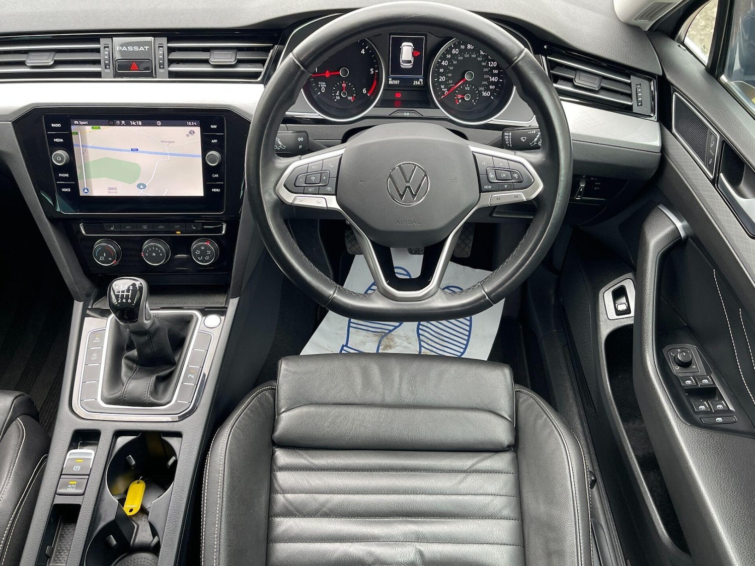 Used Volkswagen Passat 2022 for sale - 77812955: Photo 2