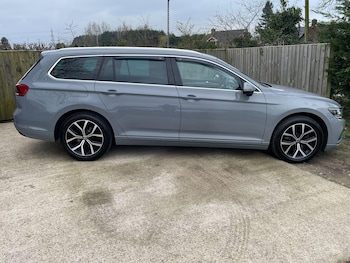 Used Volkswagen Passat 2022 for sale - 77812955: Photo