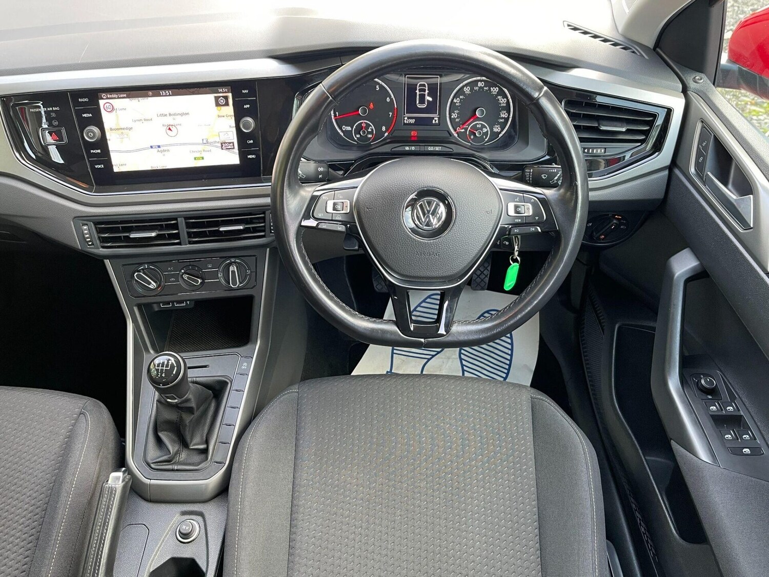Used Volkswagen Polo 2019 for sale - 76267829: Photo 2