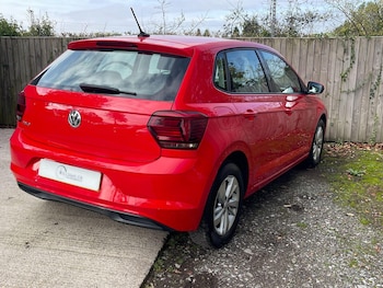 Used Volkswagen Polo 2019 for sale - 76267829: Photo