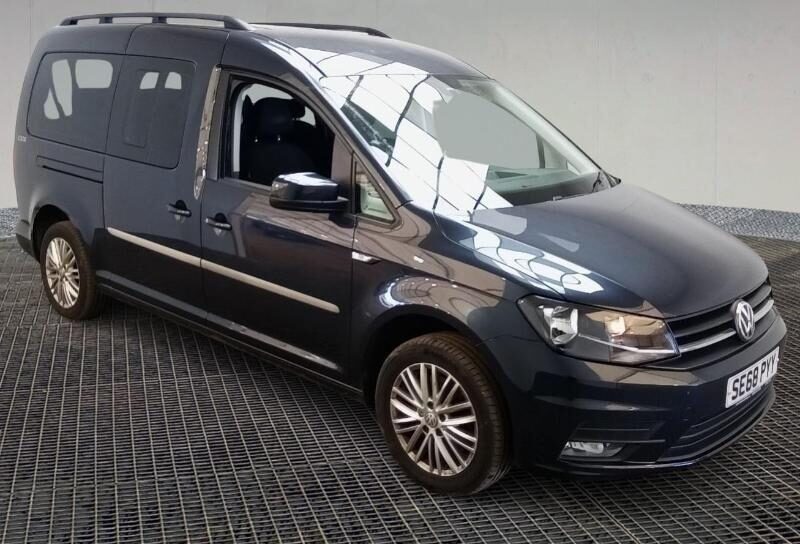 Used Volkswagen Caddy Maxi Life 2019 for sale - 78134850: Photo 1