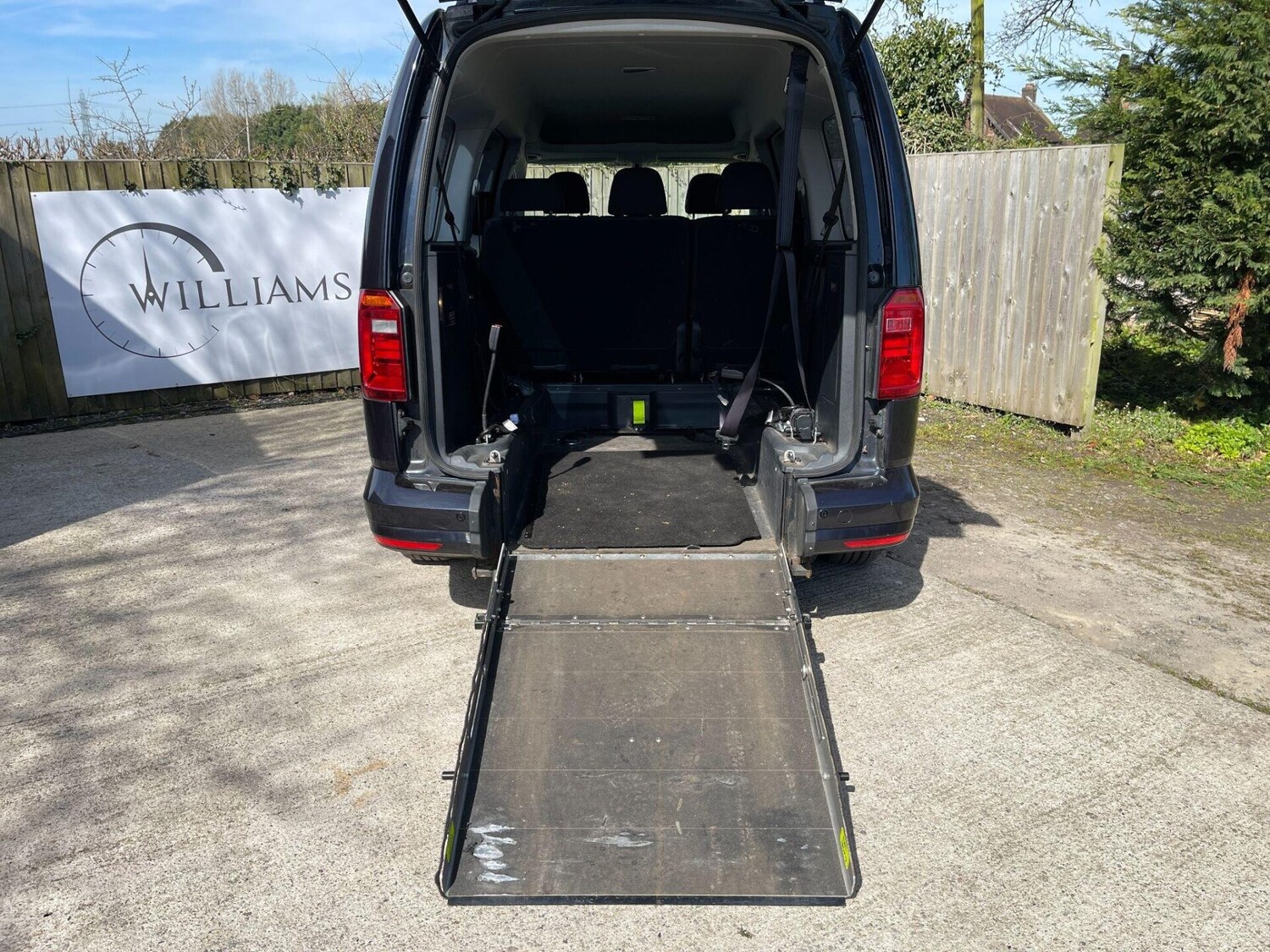 Used Volkswagen Caddy Maxi Life 2019 for sale - 78134850: Photo 16