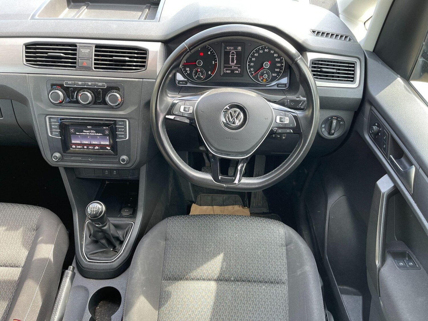 Used Volkswagen Caddy Maxi Life 2019 for sale - 78134850: Photo 18