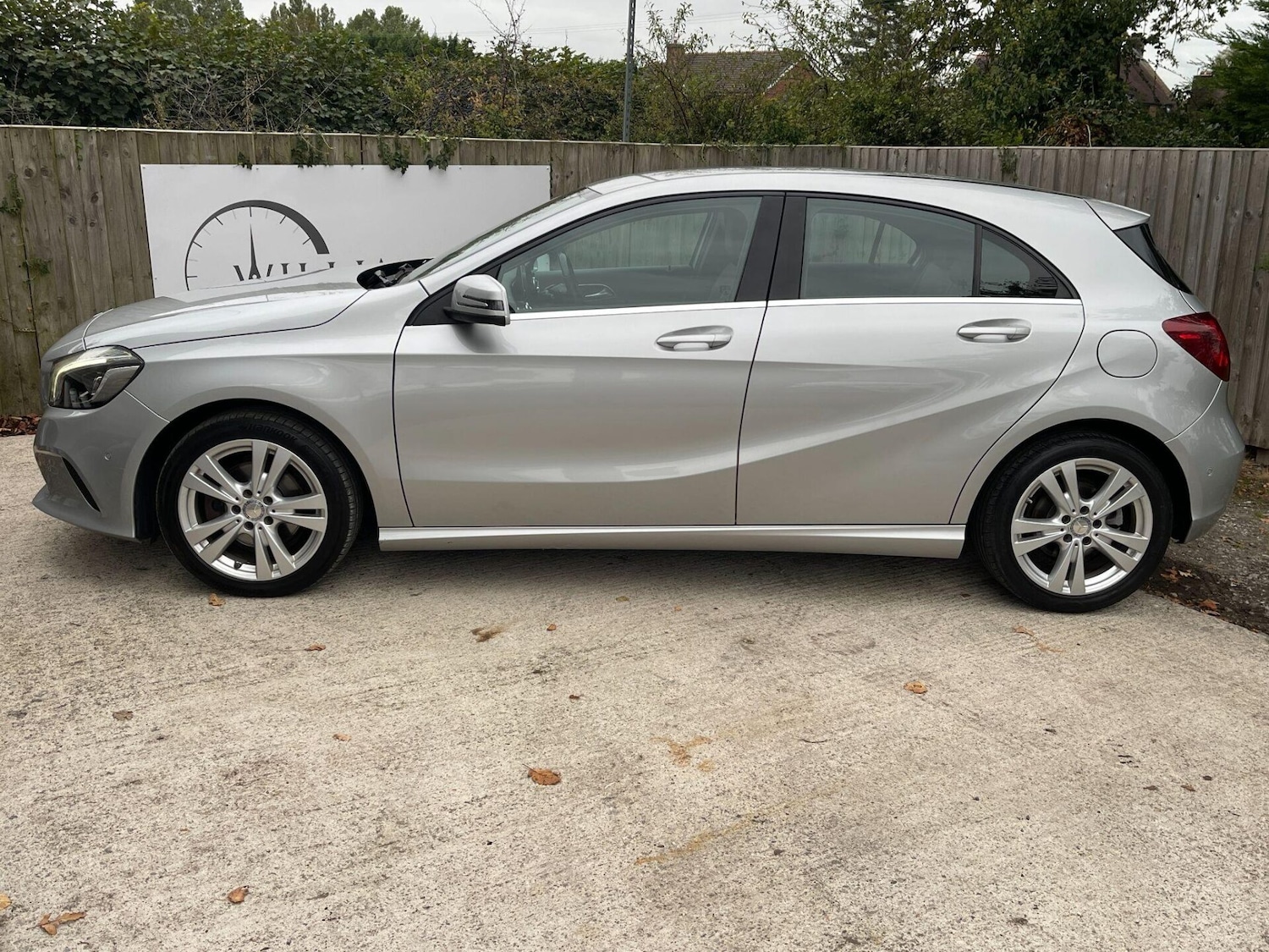 Used Mercedes-Benz A-Class 2015 for sale - 76114095: Photo 8